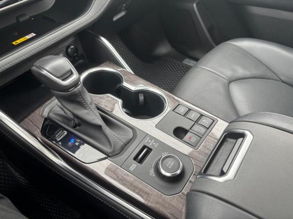 Toyota Highlander IV (XU70) с пробегом 2023 года, цена 6 100 000 рублей, 31414 км, внедорожник, Автокод Объявления