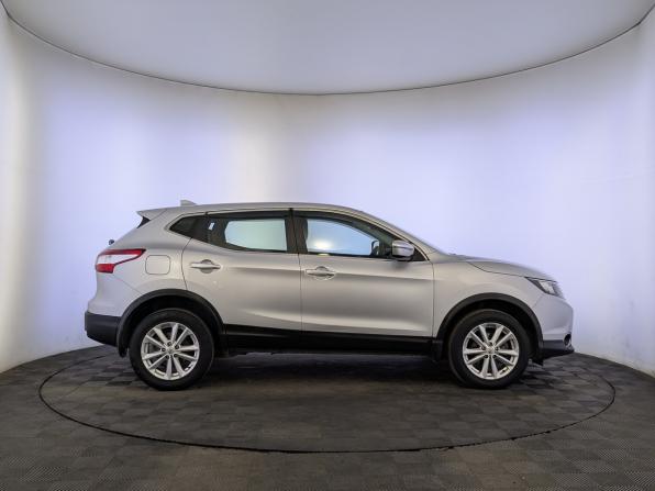 Nissan Qashqai II с пробегом 2018 года, цена 1 775 000 рублей, 74226 км, внедорожник, Автокод Объявления