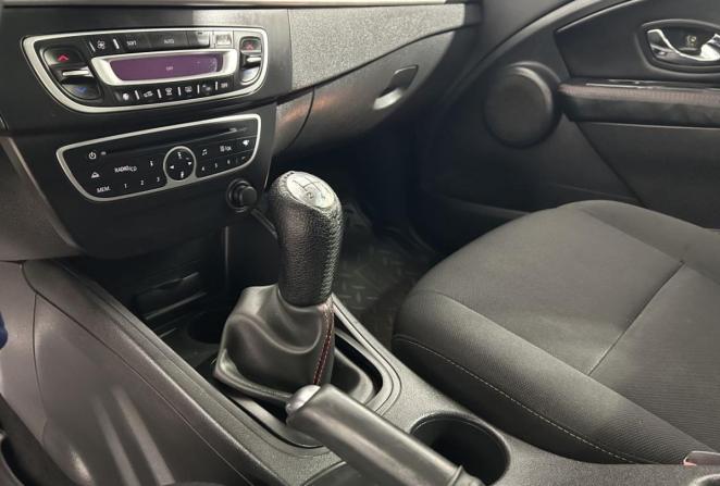 Renault Fluence I с пробегом 2012 года, цена 380 000 рублей, 389659 км, седан, Автокод Объявления
