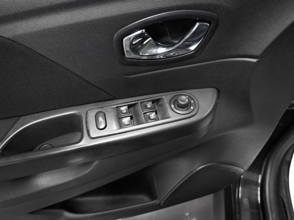 Renault Kaptur I с пробегом 2017 года, цена 1 645 000 рублей, 126961 км, внедорожник, Автокод Объявления