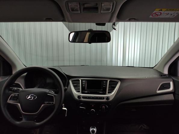 Hyundai Solaris II с пробегом 2019 года, цена 1 220 000 рублей, 137110 км, седан, Автокод Объявления
