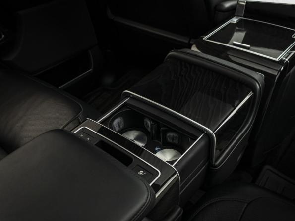 Land Rover Range Rover IV Рестайлинг с пробегом 2018 года, цена 8 600 000 рублей, 59091 км, внедорожник, Автокод Объявления