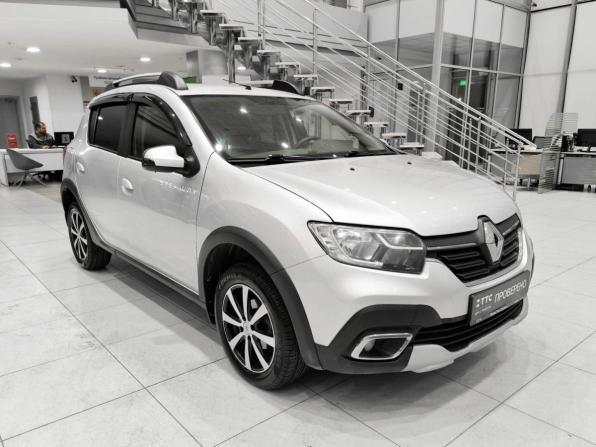 Renault Sandero II Рестайлинг с пробегом 2019 года, цена 880 000 рублей, 188794 км, хэтчбек, Автокод Объявления