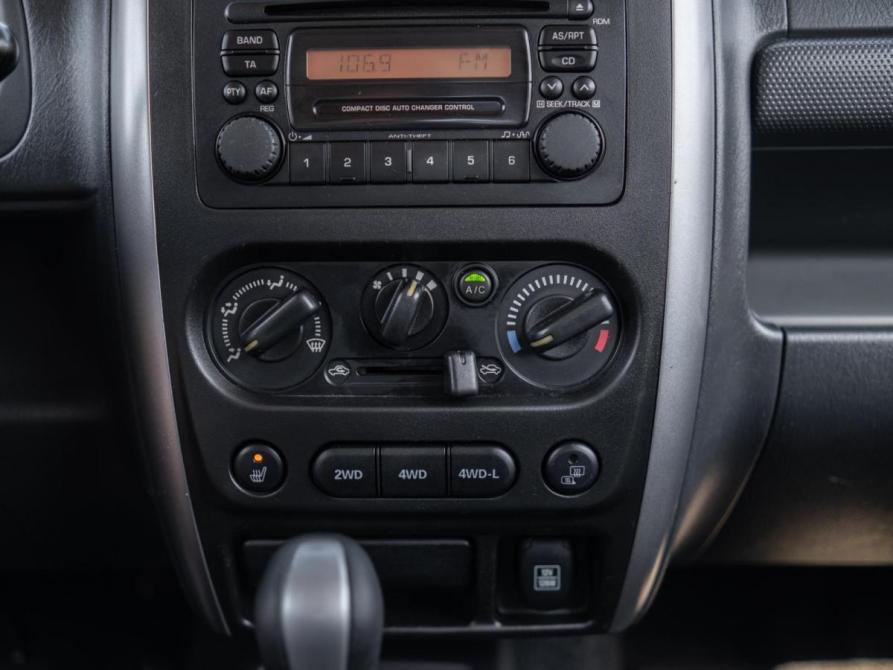 Suzuki Jimny III Рестайлинг 1 Сочи  - изображение 13