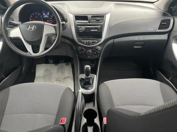 Hyundai Solaris I с пробегом 2013 года, цена 419 900 рублей, 247777 км, седан, Автокод Объявления