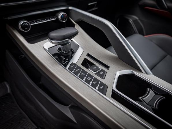 Geely Coolray I с пробегом 2023 года, цена 1 869 000 рублей, 40294 км, внедорожник, Автокод Объявления