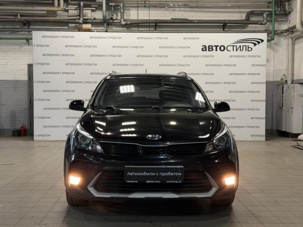 Kia Rio IV Рестайлинг с пробегом 2021 года, цена 1 589 000 рублей, 135000 км, хэтчбек, Автокод Объявления