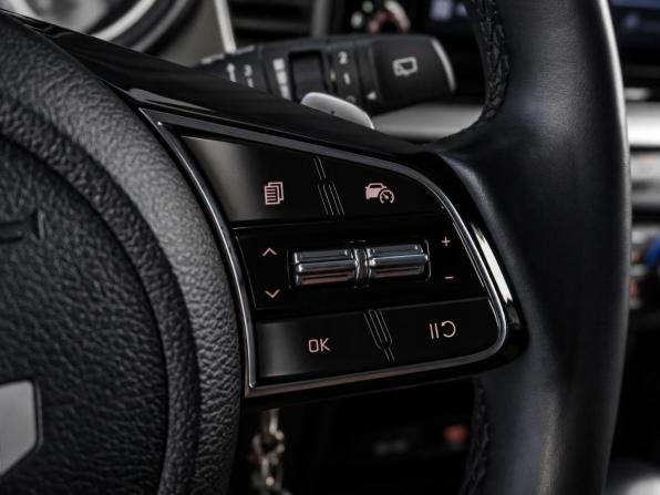 Kia Ceed III Рестайлинг с пробегом 2022 года, цена 2 149 000 рублей, 39171 км, хэтчбек, Автокод Объявления