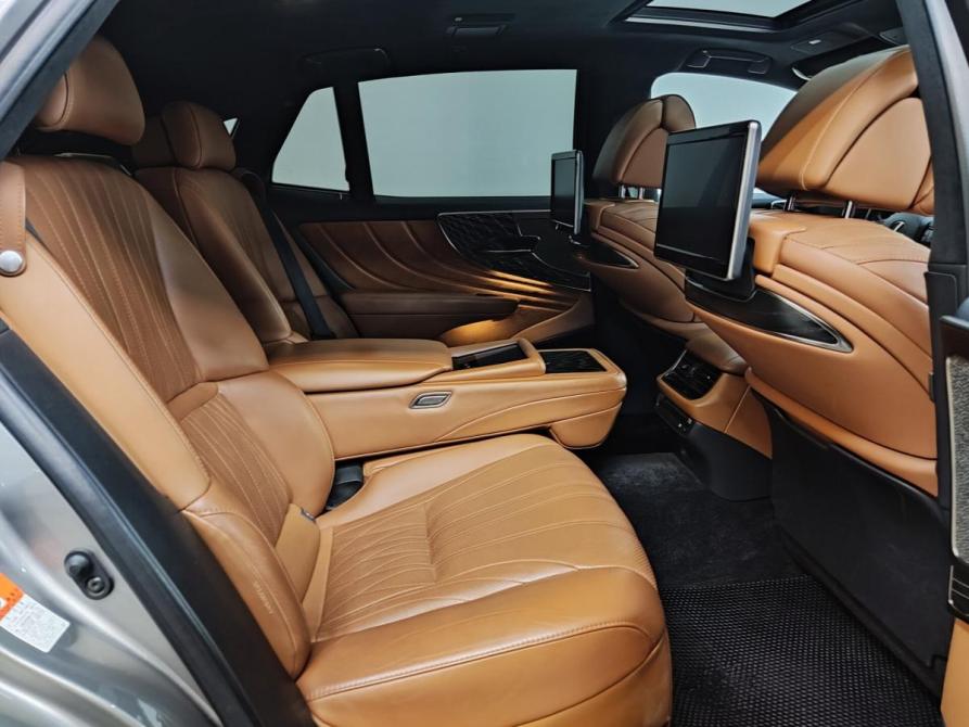 Lexus LS V Рестайлинг Барнаул  - изображение 23