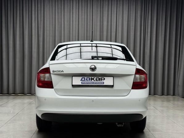 Skoda Rapid I с пробегом 2015 года, цена 1 199 000 рублей, 174696 км, лифтбек, Автокод Объявления