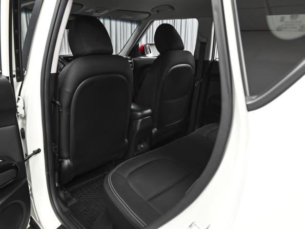Kia Soul II Рестайлинг с пробегом 2017 года, цена 1 698 000 рублей, 128342 км, хэтчбек, Автокод Объявления