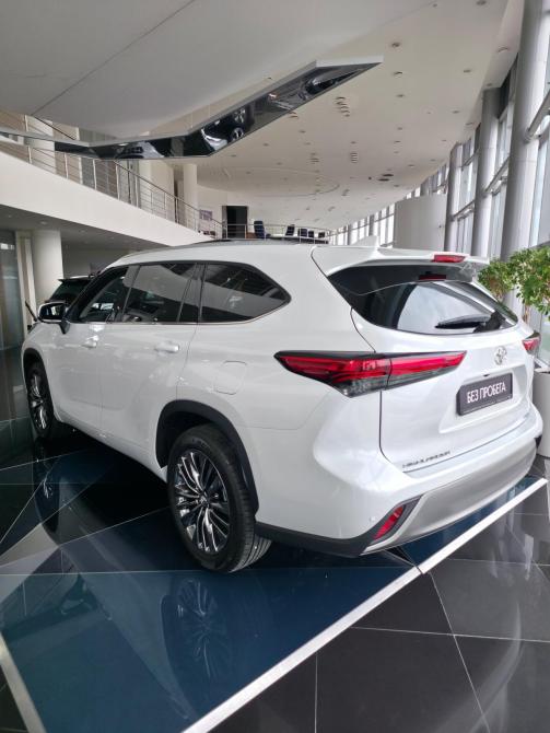 Toyota Highlander IV (XU70) Сургут  - изображение 5