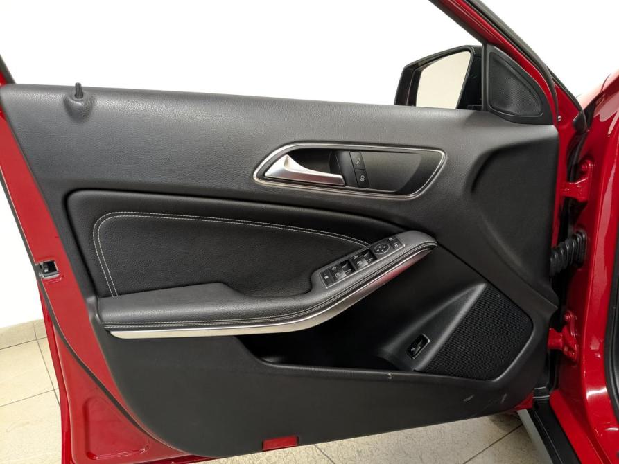 Mercedes-Benz GLA I (X156) Рестайлинг Санкт-Петербург  - изображение 19