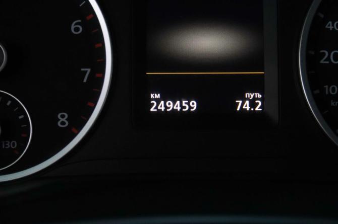 Volkswagen Tiguan I Рестайлинг с пробегом 2015 года, цена 1 470 750 рублей, 249459 км, внедорожник, Автокод Объявления