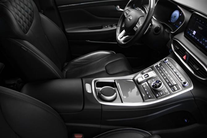 Hyundai Santa Fe IV Рестайлинг с пробегом 2022 года, цена 3 995 000 рублей, 67556 км, внедорожник, Автокод Объявления