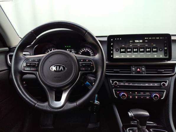 Kia Optima IV Рестайлинг с пробегом 2018 года, цена 1 999 000 рублей, 67856 км, седан, Автокод Объявления