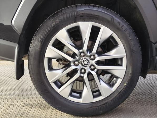 Toyota RAV4 V (XA50) с пробегом 2021 года, цена 3 999 000 рублей, 39000 км, внедорожник, Автокод Объявления