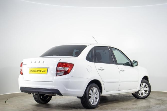 Lada (ВАЗ) Granta I Рестайлинг с пробегом 2019 года, цена 749 000 рублей, 175000 км, седан, Автокод Объявления