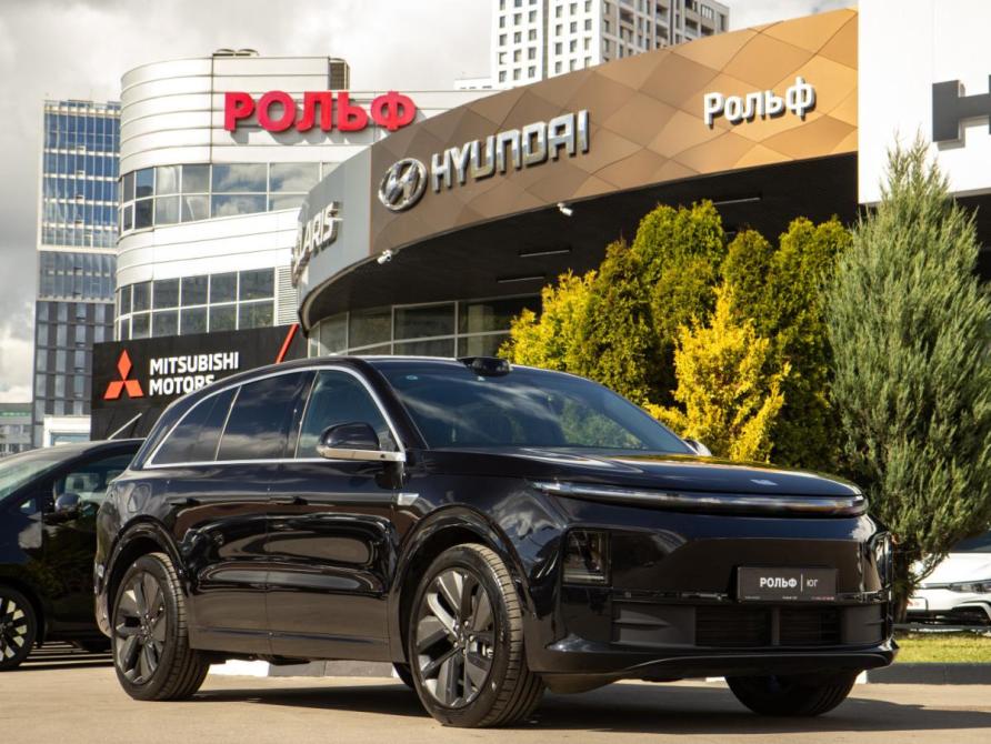 Li Auto (Lixiang) L6 I Москва  - изображение 2