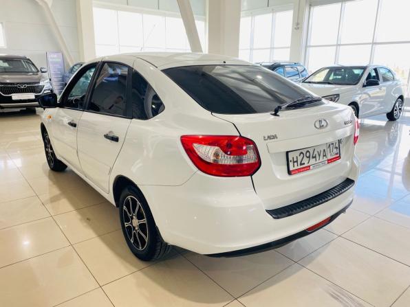 Lada (ВАЗ) Granta I с пробегом 2015 года, цена 490 000 рублей, 120264 км, лифтбек, Автокод Объявления