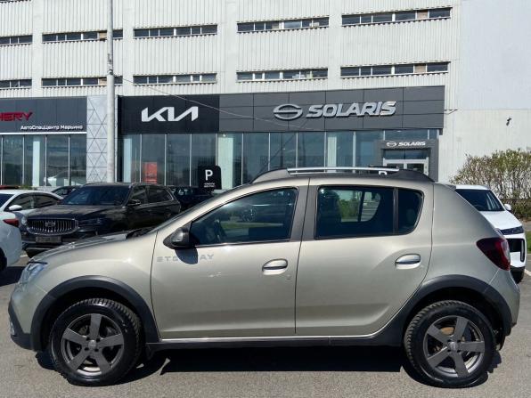 Renault Sandero II Рестайлинг с пробегом 2019 года, цена 1 235 000 рублей, 86000 км, хэтчбек, Автокод Объявления