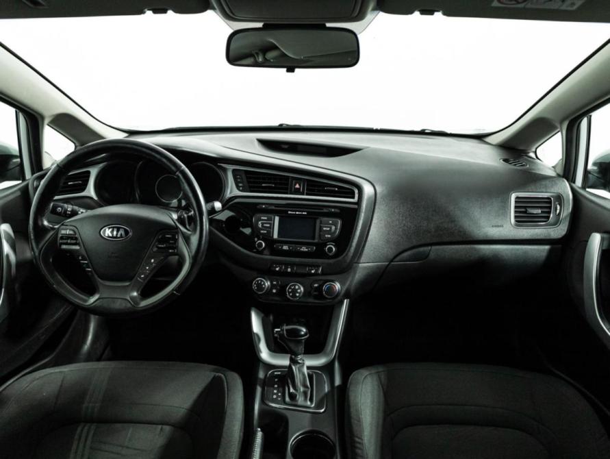 Kia Ceed II Рестайлинг Санкт-Петербург  - изображение 13
