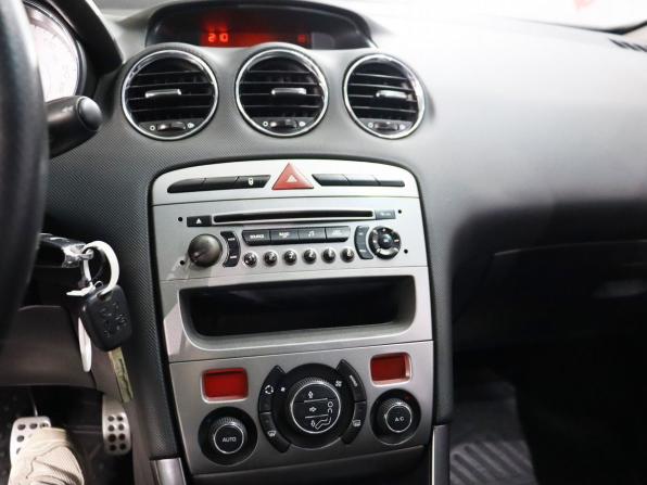 Peugeot 308 I Рестайлинг с пробегом 2011 года, цена 580 000 рублей, 195000 км, хэтчбек, Автокод Объявления