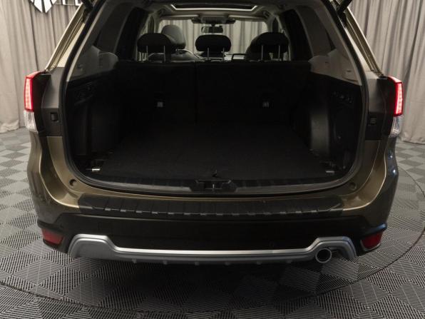 Subaru Forester V Рестайлинг с пробегом 2022 года, цена 4 550 000 рублей, 50031 км, внедорожник, Автокод Объявления