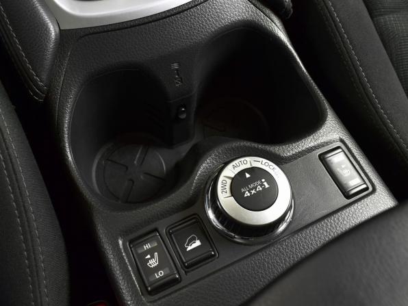 Nissan X-Trail III с пробегом 2016 года, цена 1 965 995 рублей, 116392 км, внедорожник, Автокод Объявления