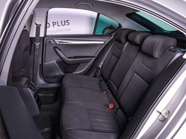 Skoda Octavia III (A7) Рестайлинг с пробегом 2019 года, цена 2 440 000 рублей, 70573 км, лифтбек, Автокод Объявления