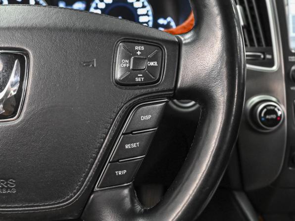 Hyundai Equus II с пробегом 2012 года, цена 1 150 111 рублей, 294748 км, седан, Автокод Объявления