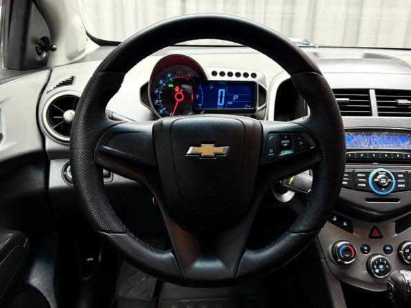 Chevrolet Aveo II с пробегом 2013 года, цена 849 000 рублей, 139600 км, седан, Автокод Объявления