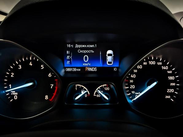 Ford Kuga II Рестайлинг с пробегом 2019 года, цена 1 915 000 рублей, 89130 км, внедорожник, Автокод Объявления