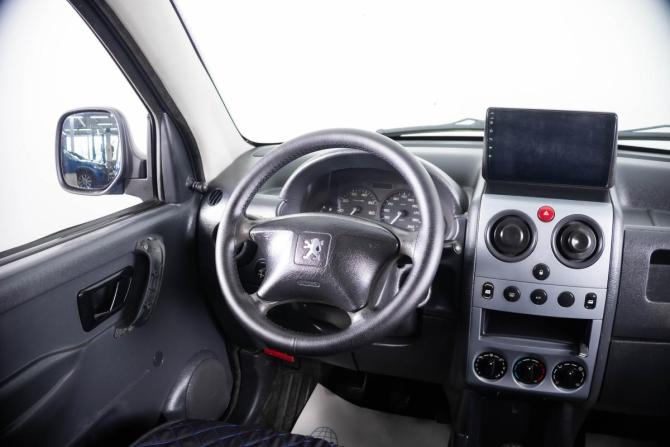 Peugeot Partner I с пробегом 2011 года, цена 359 000 рублей, 250500 км, компактвэн, Автокод Объявления