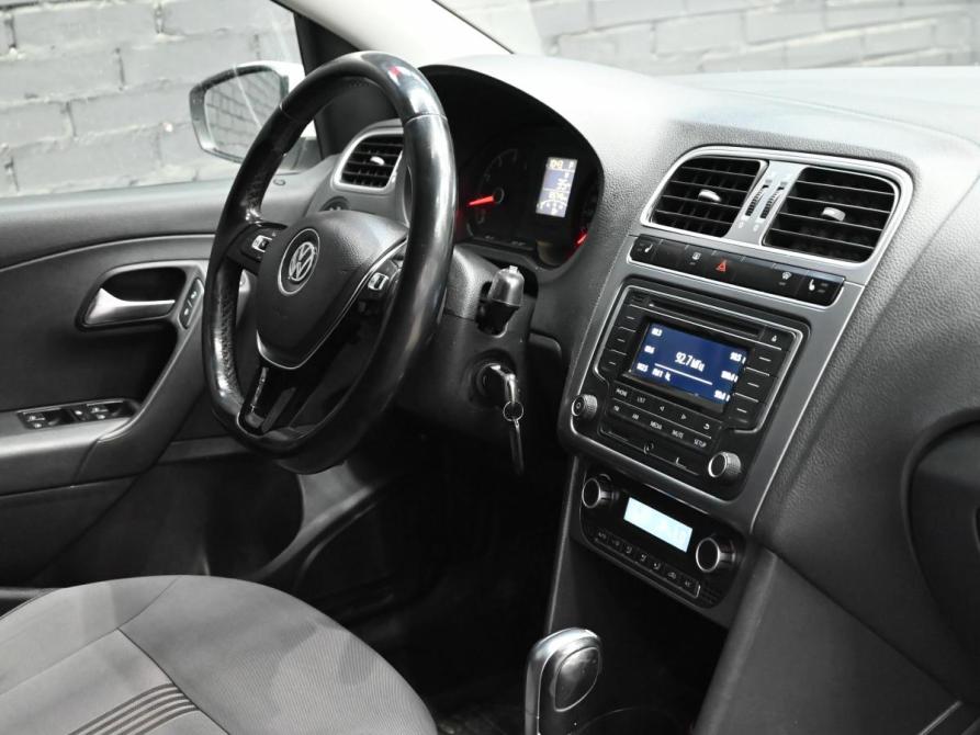 Volkswagen Polo V Рестайлинг Екатеринбург  - изображение 13