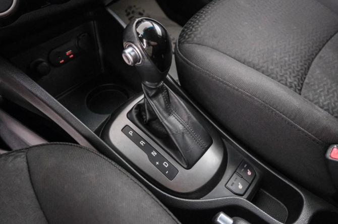 Kia Rio III Рестайлинг с пробегом 2016 года, цена 1 069 000 рублей, 121500 км, хэтчбек, Автокод Объявления