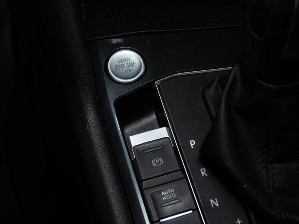 Volkswagen Tiguan II с пробегом 2019 года, цена 2 526 000 рублей, 149400 км, внедорожник, Автокод Объявления