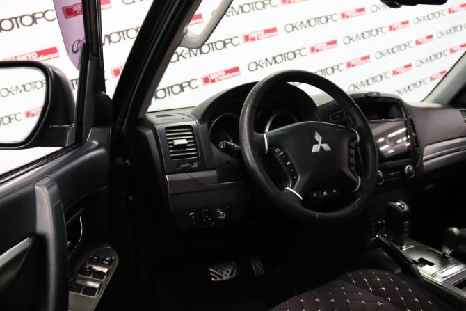 Mitsubishi Pajero IV Рестайлинг 1 с пробегом 2012 года, цена 1 895 170 рублей, 255147 км, внедорожник, Автокод Объявления
