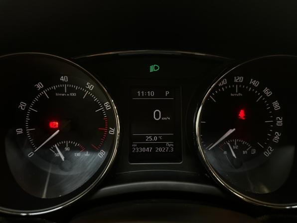 Skoda Superb II Рестайлинг с пробегом 2014 года, цена 1 090 000 рублей, 233046 км, лифтбек, Автокод Объявления