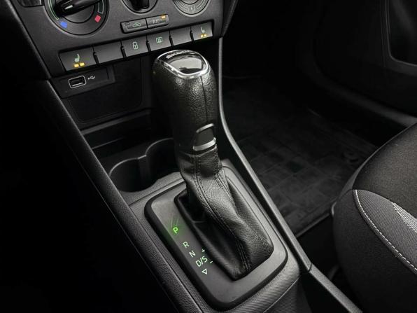 Skoda Rapid I Рестайлинг с пробегом 2019 года, цена 1 199 000 рублей, 76103 км, лифтбек, Автокод Объявления
