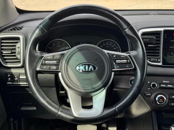 Kia Sportage IV Рестайлинг с пробегом 2020 года, цена 2 390 000 рублей, 126000 км, внедорожник, Автокод Объявления