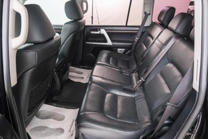Toyota Land Cruiser 200 Series Рестайлинг 2 с пробегом 2018 года, цена 5 999 000 рублей, 150000 км, внедорожник, Автокод Объявления