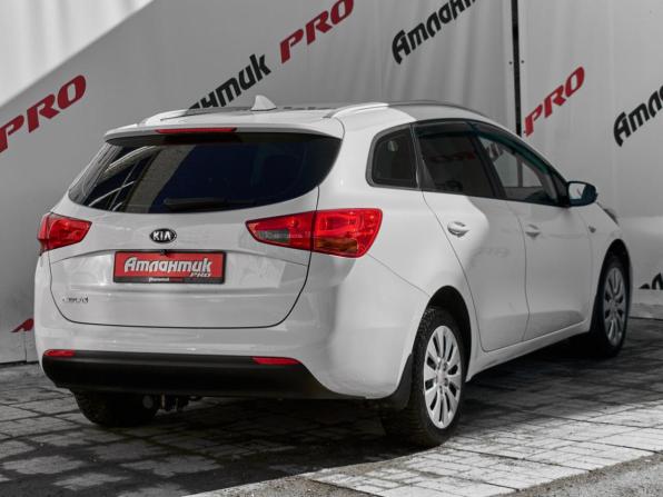 Kia Ceed II Рестайлинг с пробегом 2018 года, цена 1 360 000 рублей, 146441 км, универсал, Автокод Объявления