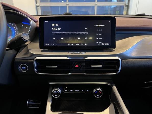 Geely Coolray I с пробегом 2022 года, цена 1 790 000 рублей, 91843 км, внедорожник, Автокод Объявления