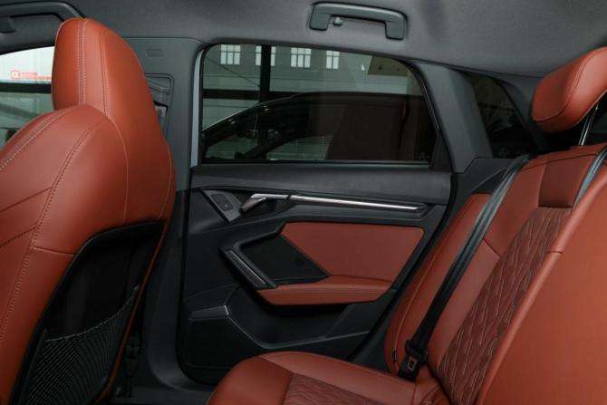 Новый Audi A3 IV (8Y) Рестайлинг 2025 года, цена 4 861 700 рублей, хэтчбек, Автокод Объявления