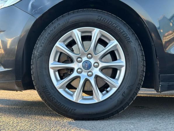Ford Mondeo V с пробегом 2015 года, цена 1 240 000 рублей, 205402 км, седан, Автокод Объявления
