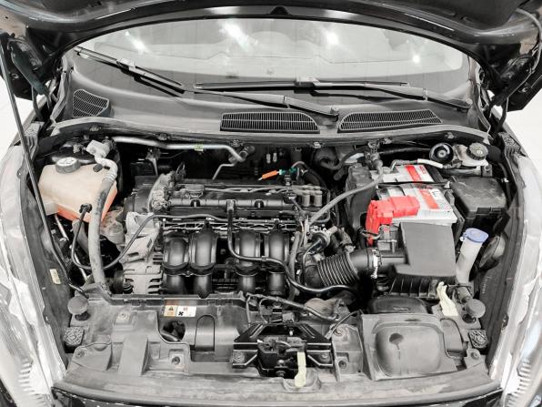 Ford Fiesta Mk6 Рестайлинг с пробегом 2015 года, цена 650 000 рублей, 179528 км, седан, Автокод Объявления