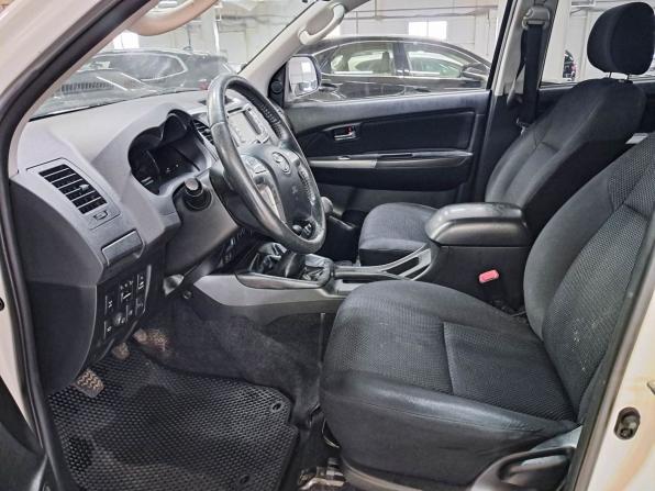 Toyota Hilux VII Рестайлинг с пробегом 2014 года, цена 1 830 000 рублей, 267368 км, offers.body_type.unknown, Автокод Объявления