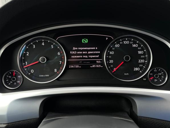Volkswagen Touareg II с пробегом 2011 года, цена 1 749 000 рублей, 236720 км, внедорожник, Автокод Объявления