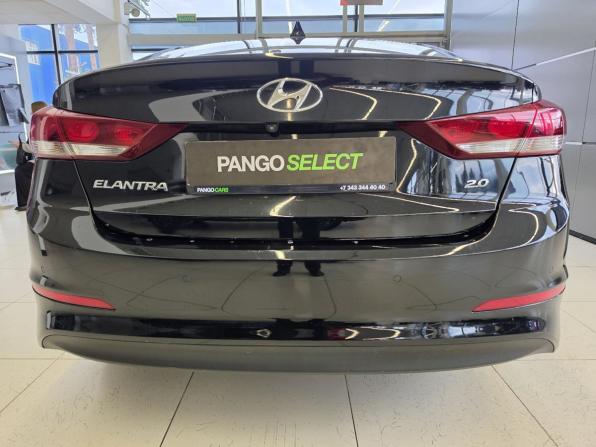 Hyundai Elantra VI (AD) с пробегом 2018 года, цена 1 399 000 рублей, 136041 км, седан, Автокод Объявления